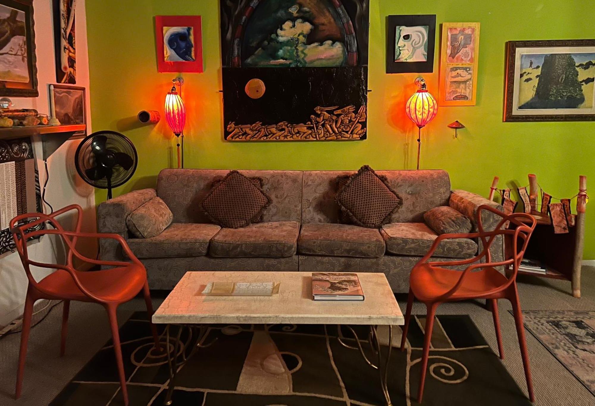Space Castle: A 1950S Gas Station Transformed Into An Art Themed Wonderland Truth or Consequences Buitenkant foto